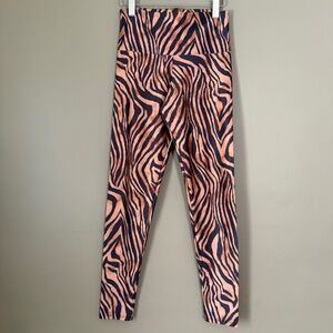 Onzie Wild Stripe Leggings - Black and Brown - SIZE M/L